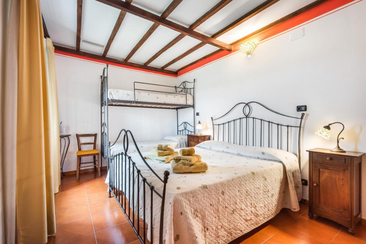 카스틸리오네 딘 테베리나 Casale Dei Gelsi B&B 외부 사진