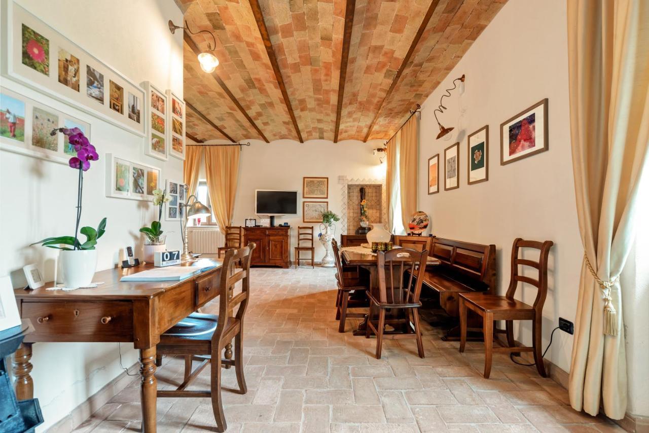 카스틸리오네 딘 테베리나 Casale Dei Gelsi B&B 외부 사진